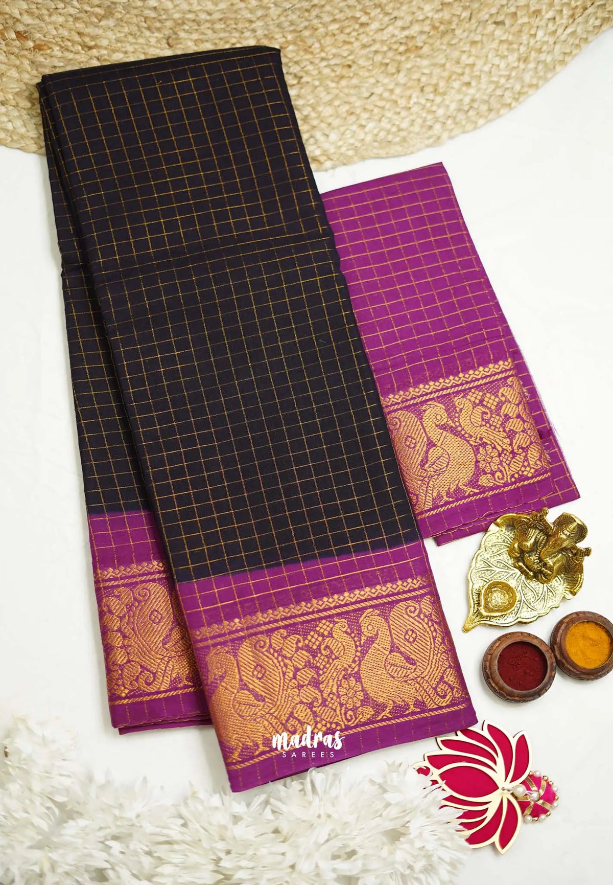 Margazhi Sungudi checks Blue with Magenta Tradiotional gold peacock border with blouse