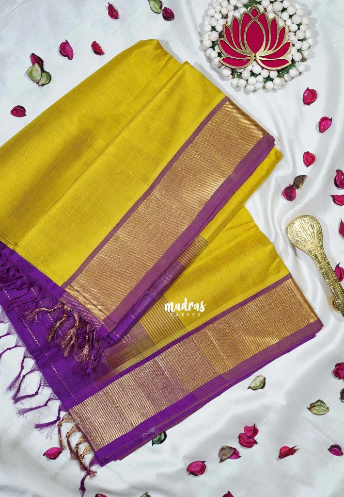 Yellowish Green - Meenakshi - Light Weight Pure Silk Cotton Saree Plain with Getti Border Contrast Pallu and Blouse - Perfect for Wedding Functions