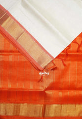 Creamy Ivory - Meenakshi - Light Weight Pure Silk Cotton Saree Plain with Getti Border Contrast Pallu and Blouse - Perfect for Wedding Functions