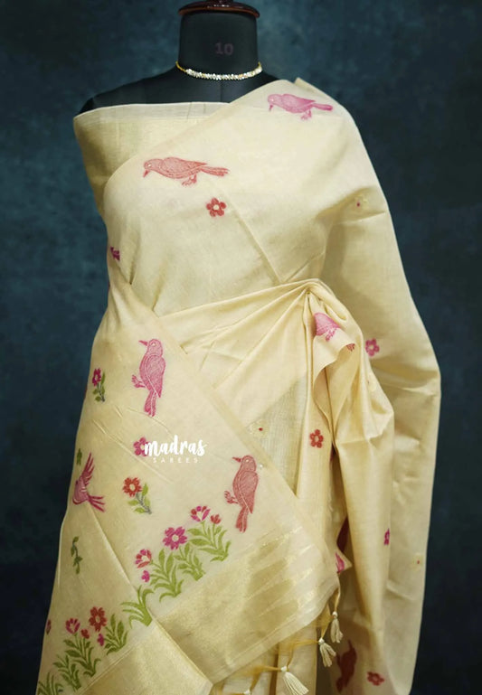 Pastel beige - Muslin Silk with Jamdani bird Weaving Border and pallu