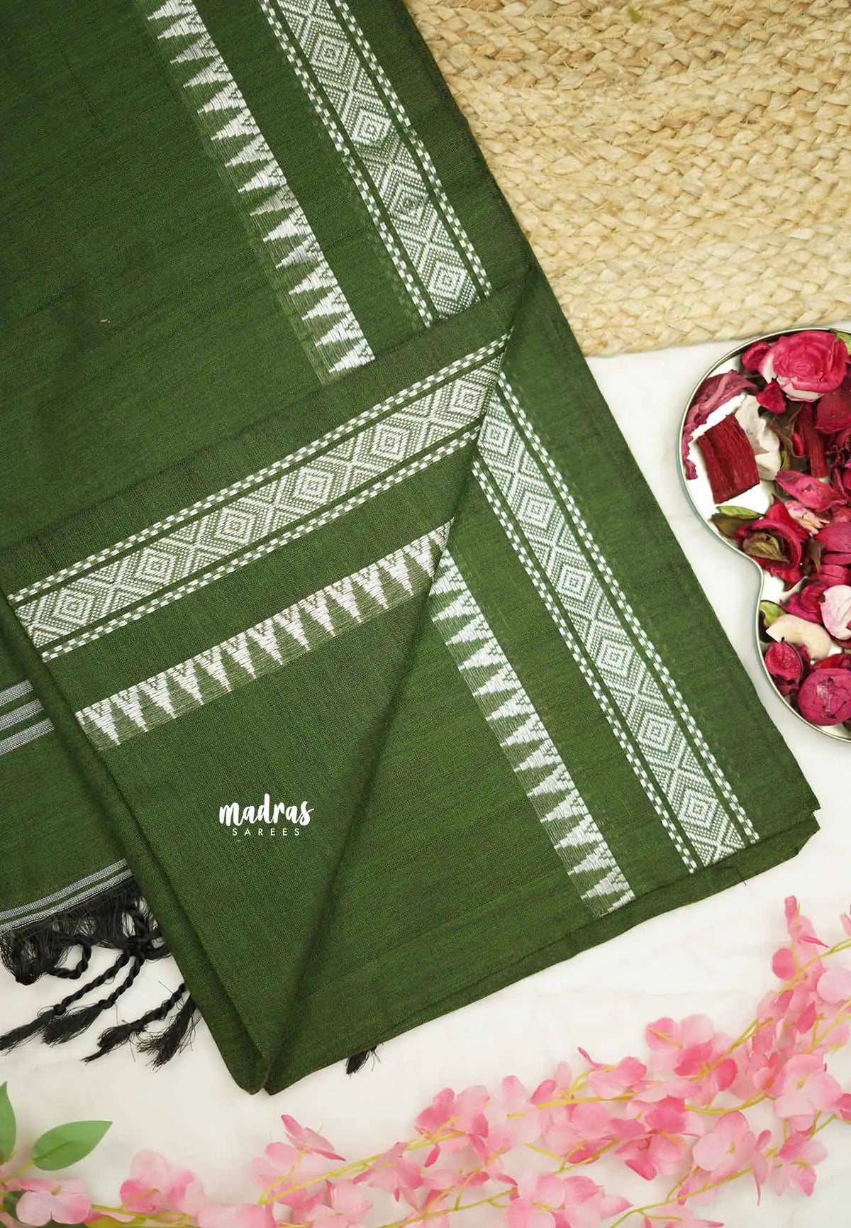 Paavai khadi small border - Green