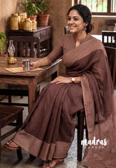 Biscut Brown - Pragathi - Linen Cotton Saree Checks with Contrast Pallu and Blouse - Perfect for Office Wear | Summer wear | Casual Wear