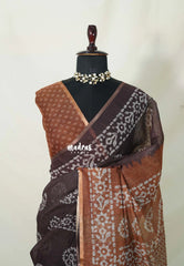 Coffee Brown - Pragathi - Linen Cotton Saree with Batiq Prints - Best for Office Wear | Casual Wear