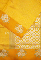 Raaga - Lightweight Semi tussar self weaving body floral border rich pallu - Yellow