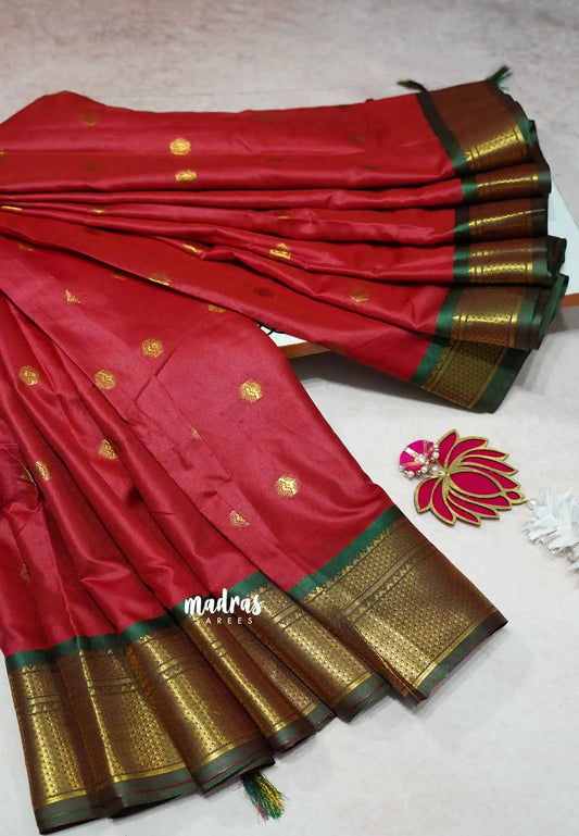 Dual shade Red - Sico Gadwal semi silk