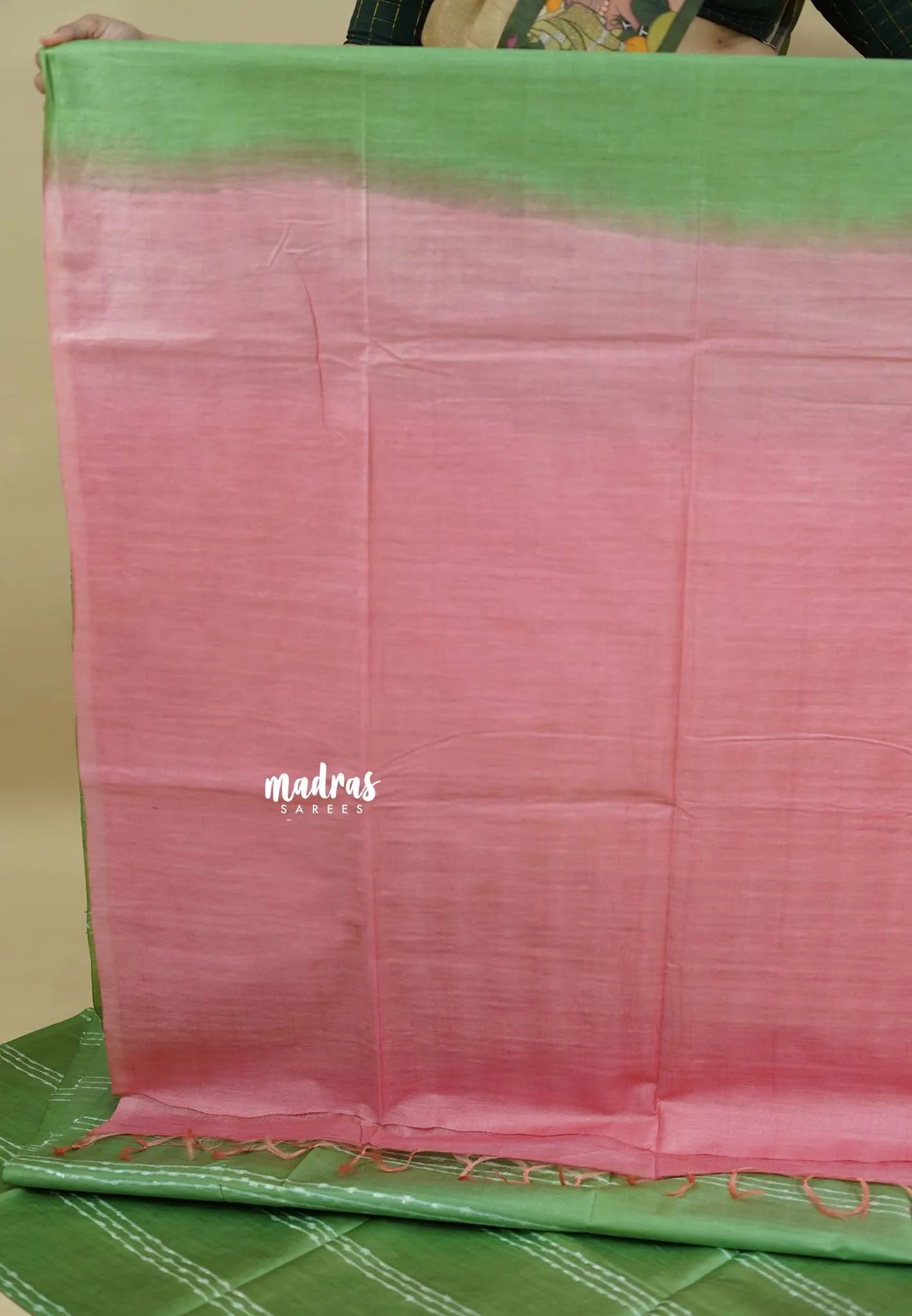 Green - Sithara - Semi Tussar thread weaving body with contrast pallu and blouse