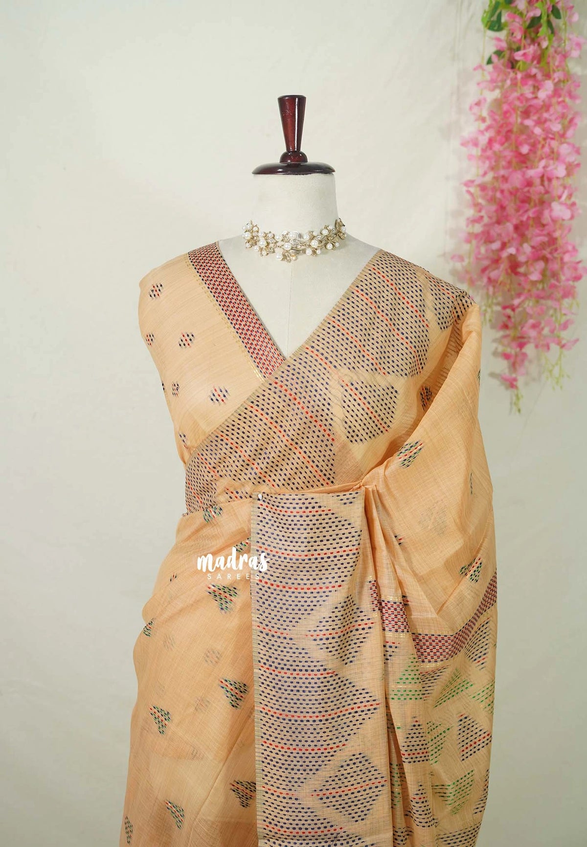 Pastel Peach Orange - Muslin Silk with Kantha Stich Weaving Pallu and Border with Buttas - Perfect for Office Wear