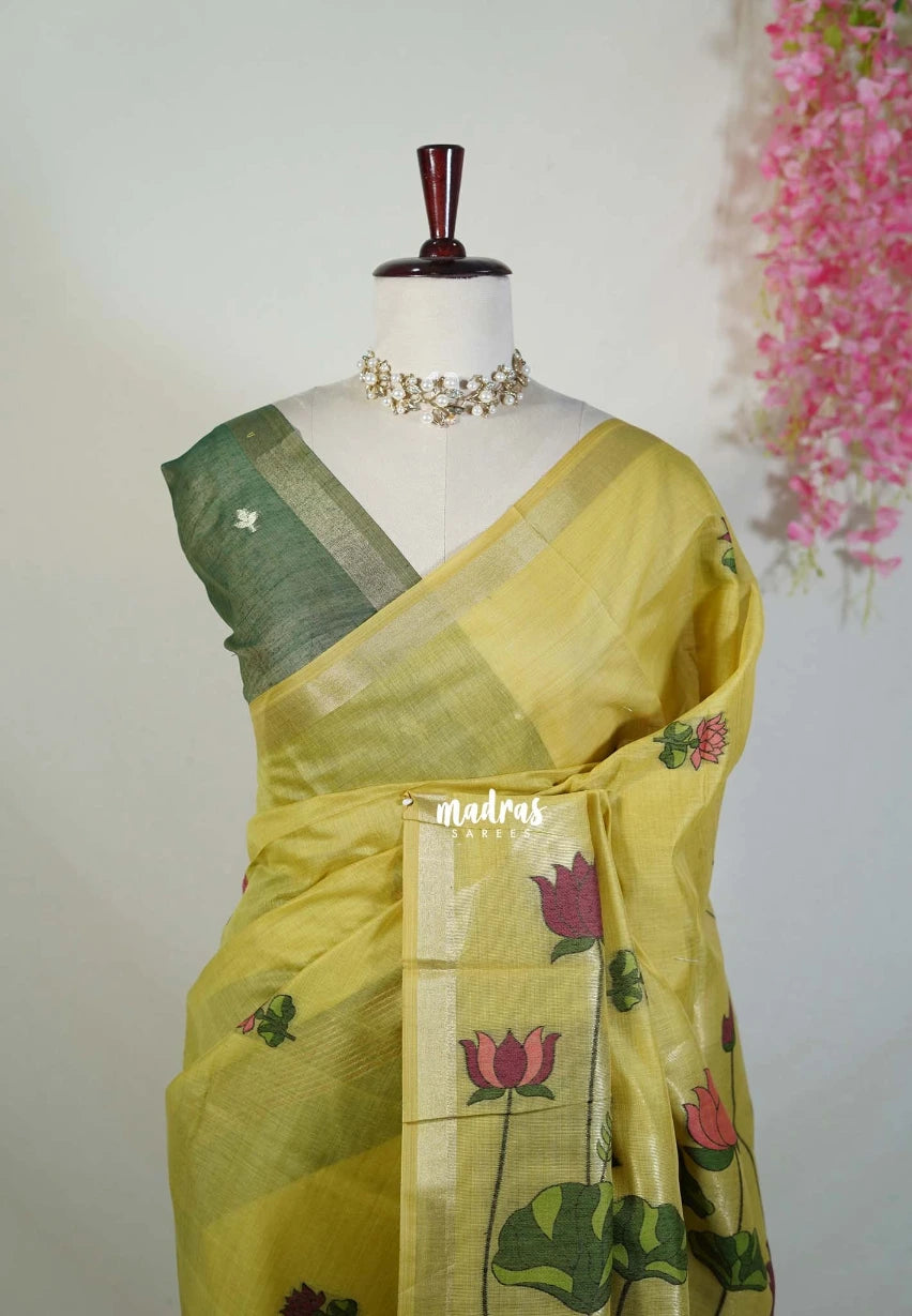 Light Yellowish Green - Soft Muslin Silk Saree with Lotus Weave & Small Border | Elegant Office Wear Saree