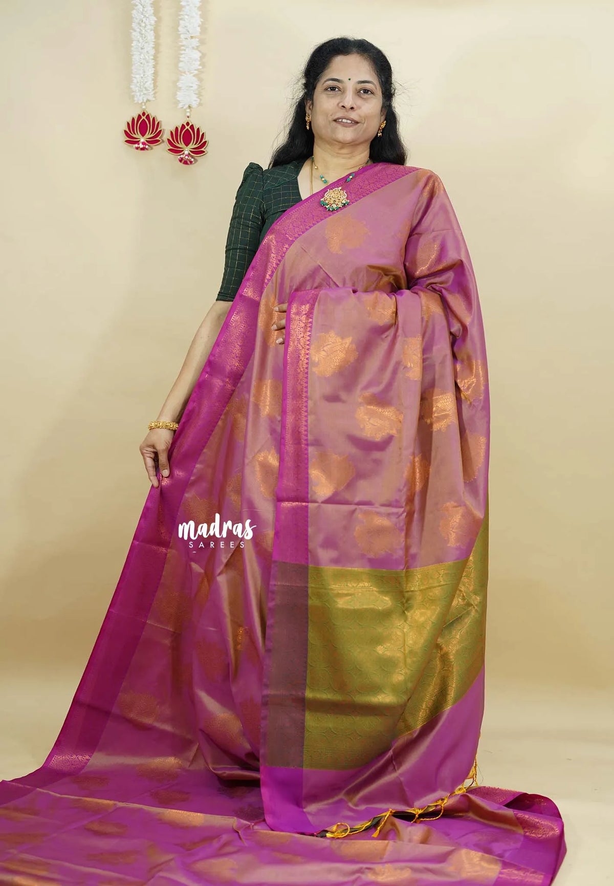 Dual Shade Pink - Kanimozhi - Soft silk with Contrast Pallu and Blouse