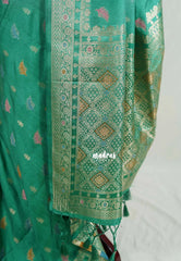 Peacock Green - Sowbhagya Gift Silk – Matka Raw Silk Saree with Rich Weaving Pallu - Best for Diwali Festive | Temple Visit