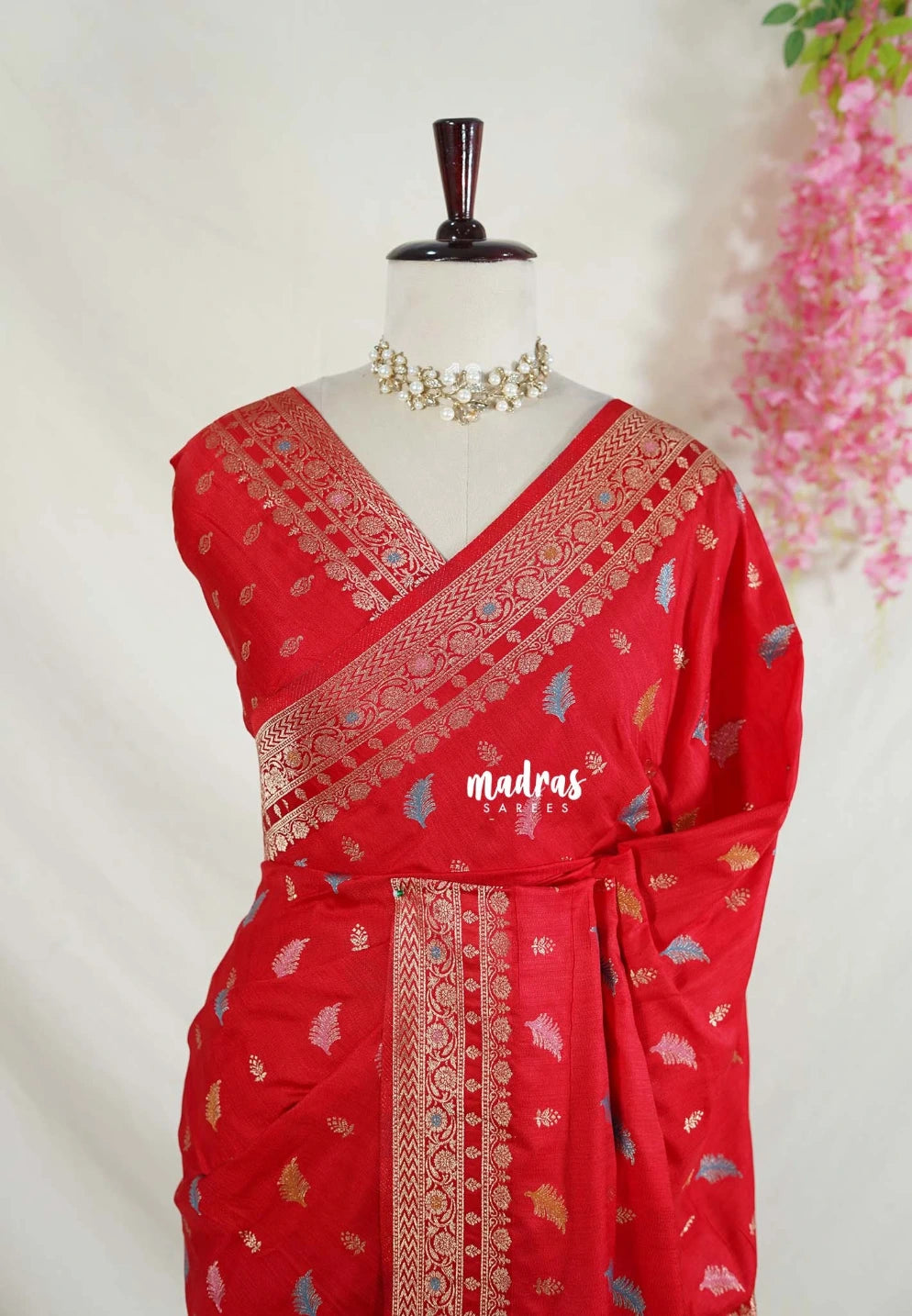 Tomato Red - Sowbhagya Gift Silk – Matka Raw Silk Saree with Rich Weaving Pallu - Best for Diwali Festive | Temple Visit