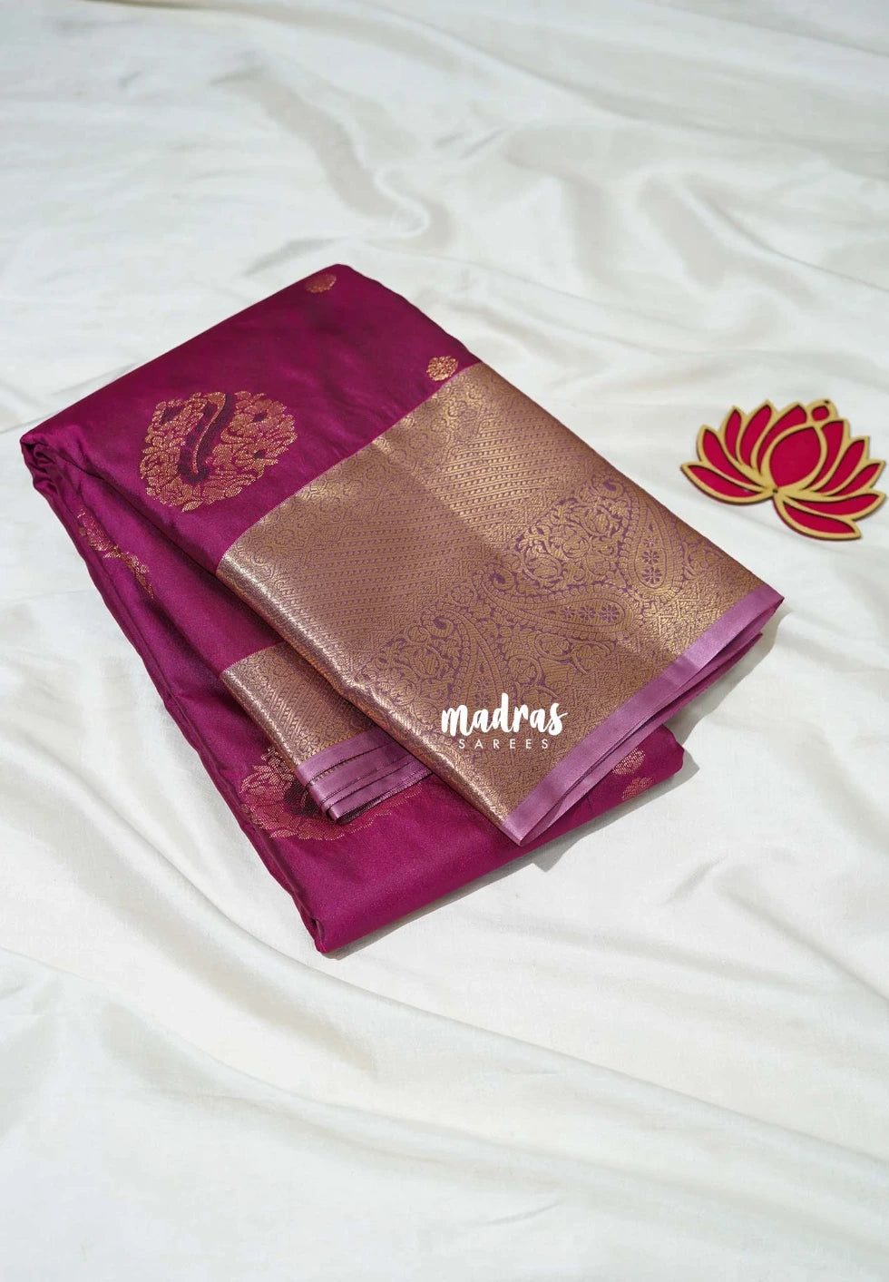 Beet Pink - Sowbhagya Gift silk – Soft Silk Elegance Saree Mango Border & Weaving Buttas with Contrast Pallu and Blouse - Perfect for Festive Celebration