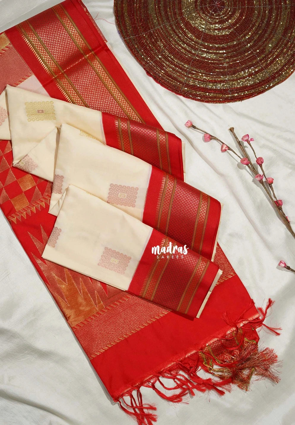 Creamy Beige - Sowbhagya Gift silk – Soft Silk Elegance Saree Getti Gadwal Border Weaving Buttas with Contrast Pallu and Blouse - Perfect for Festive Celebration