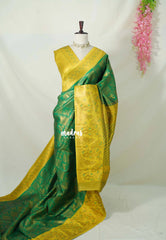 Classic Green - Thendral - Kanchi Semi Silk Saree Zari Weaving with Nature Seen Border - Perfect for Wedding Functions