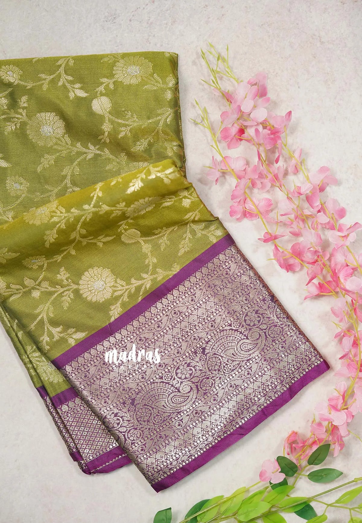 Mehndi Green with Magenta - Thendral - Kanchi Semi Silk Saree Zari Weaving Body with Rich Pallu and Blouse - Perfect for Wedding Functions