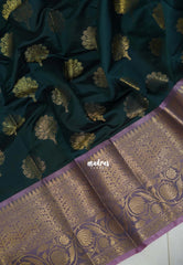 Midnight Green - Thendral - Kanchi Semi Silk Traditional Border with Contrast Pallu and Blouse - Best for Pooja Functions