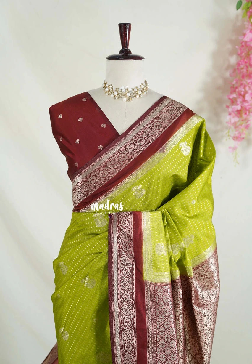 Chutney Green - Vadhanam - Jute Tussar Silk Saree Flower Border with Buttas Contrast Pallu and Blouse - Perfect for Diwali Festive