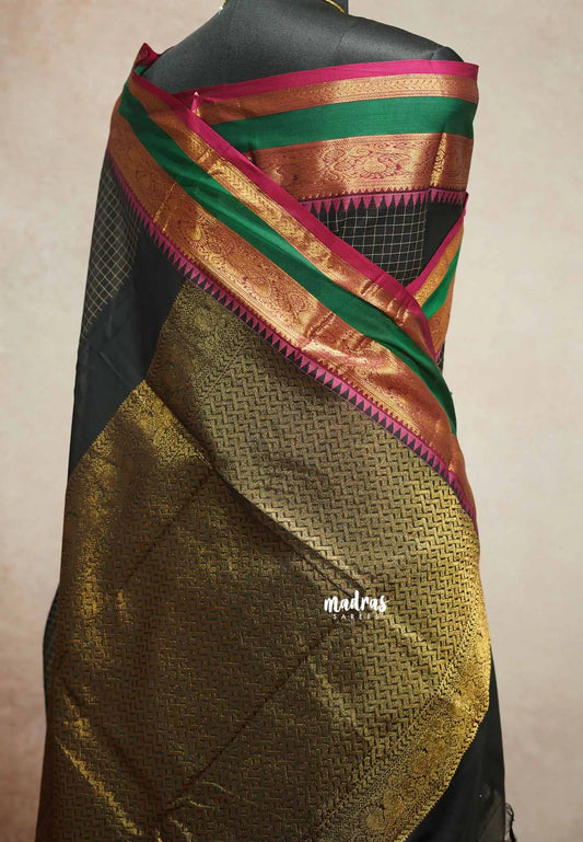 Black - vaibhogam 120 count Pure mercerized silk cotton muthukattam rettapet border