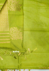 Vedha - Premium aura silk floral border - Chutney green