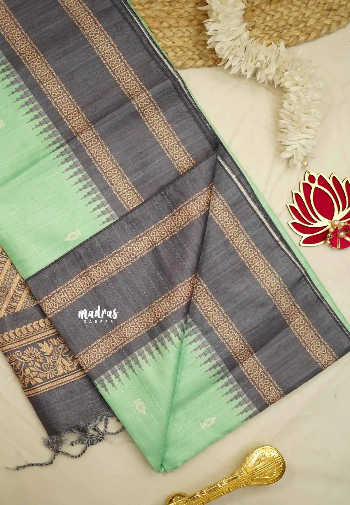 Yamini Paper silk with rettapet border prints - sapphire green